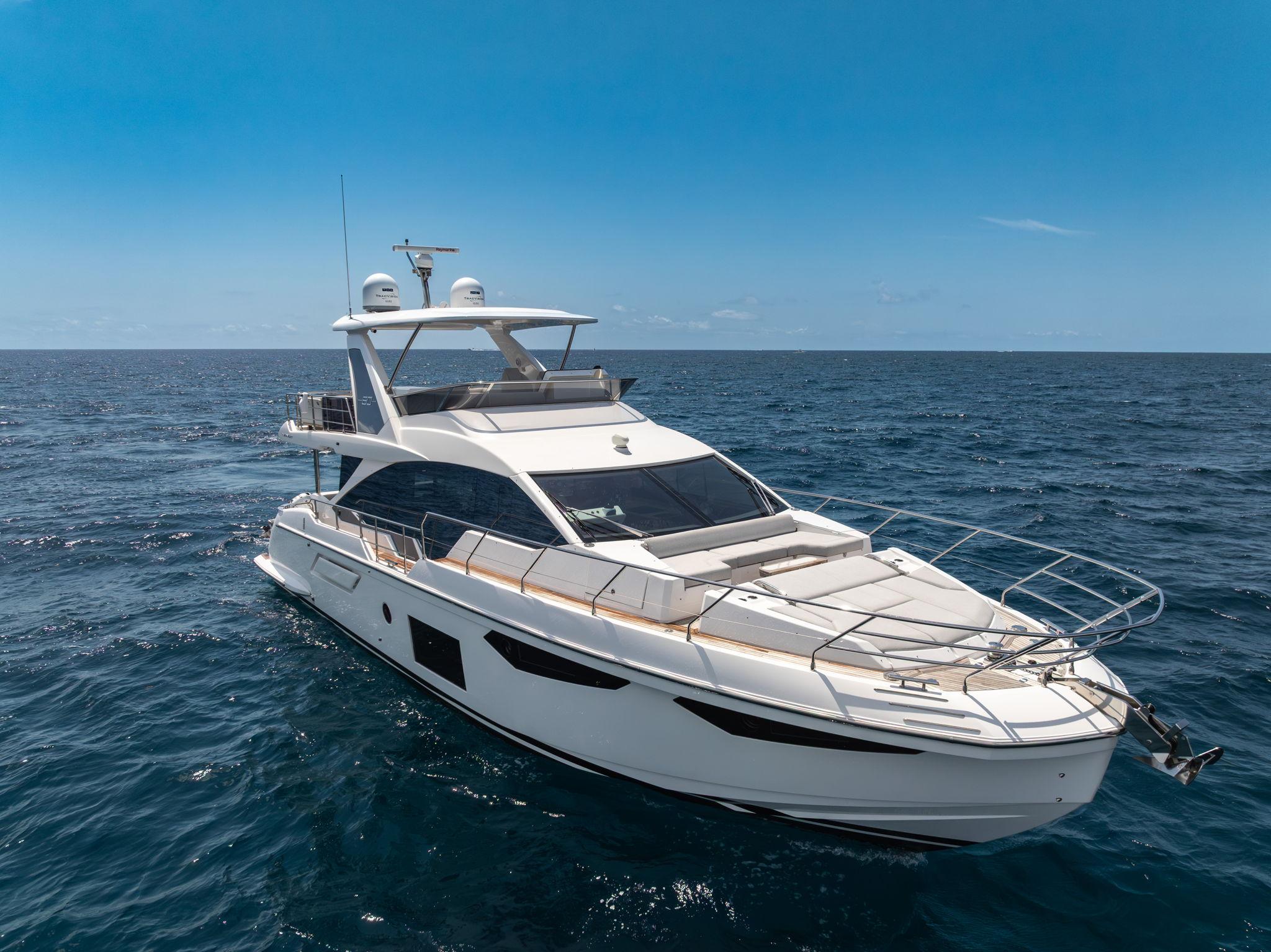 Luxo Náutico com Azimut 60