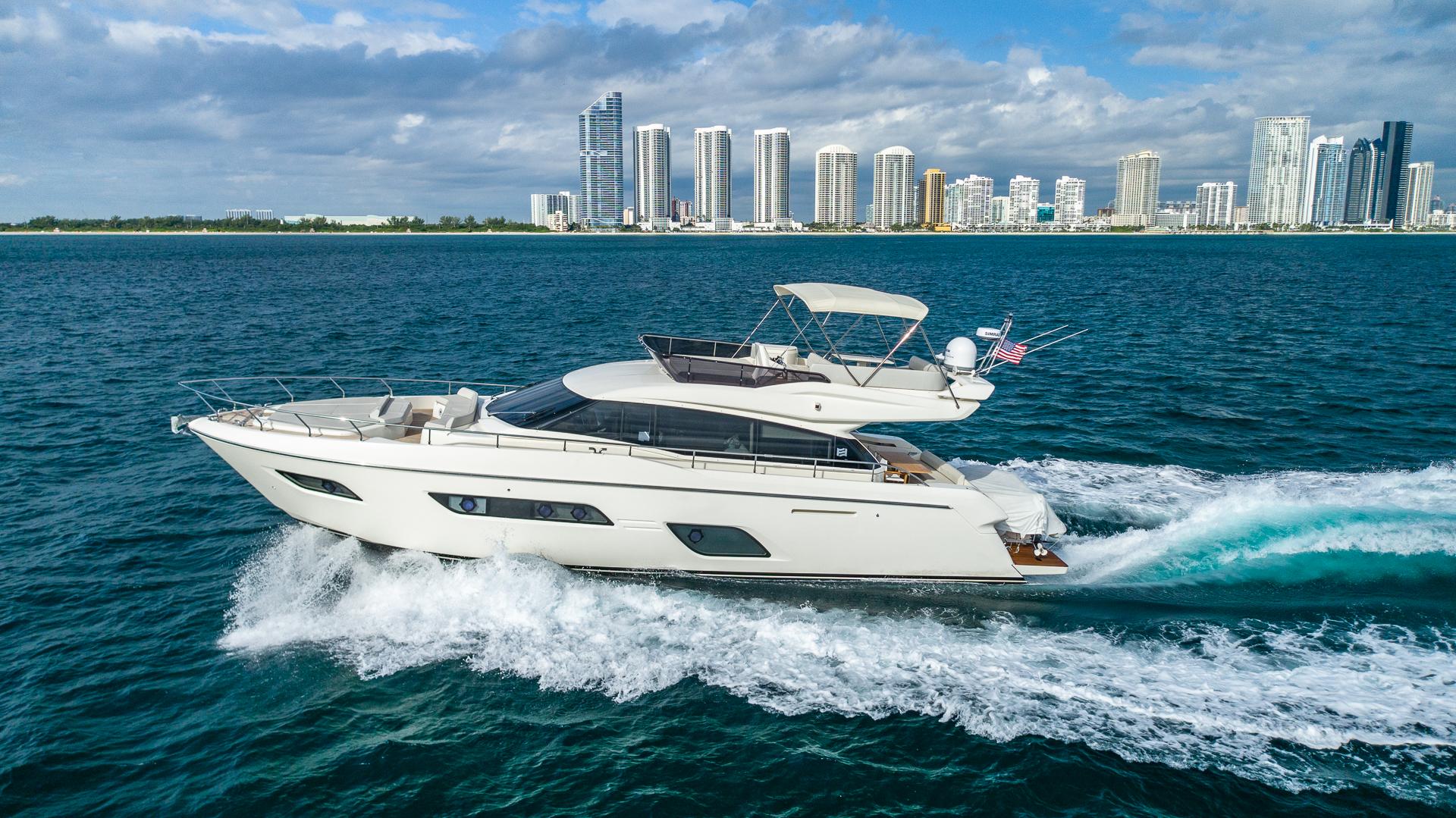 Ferretti 55 - Passeio Exclusivo BC