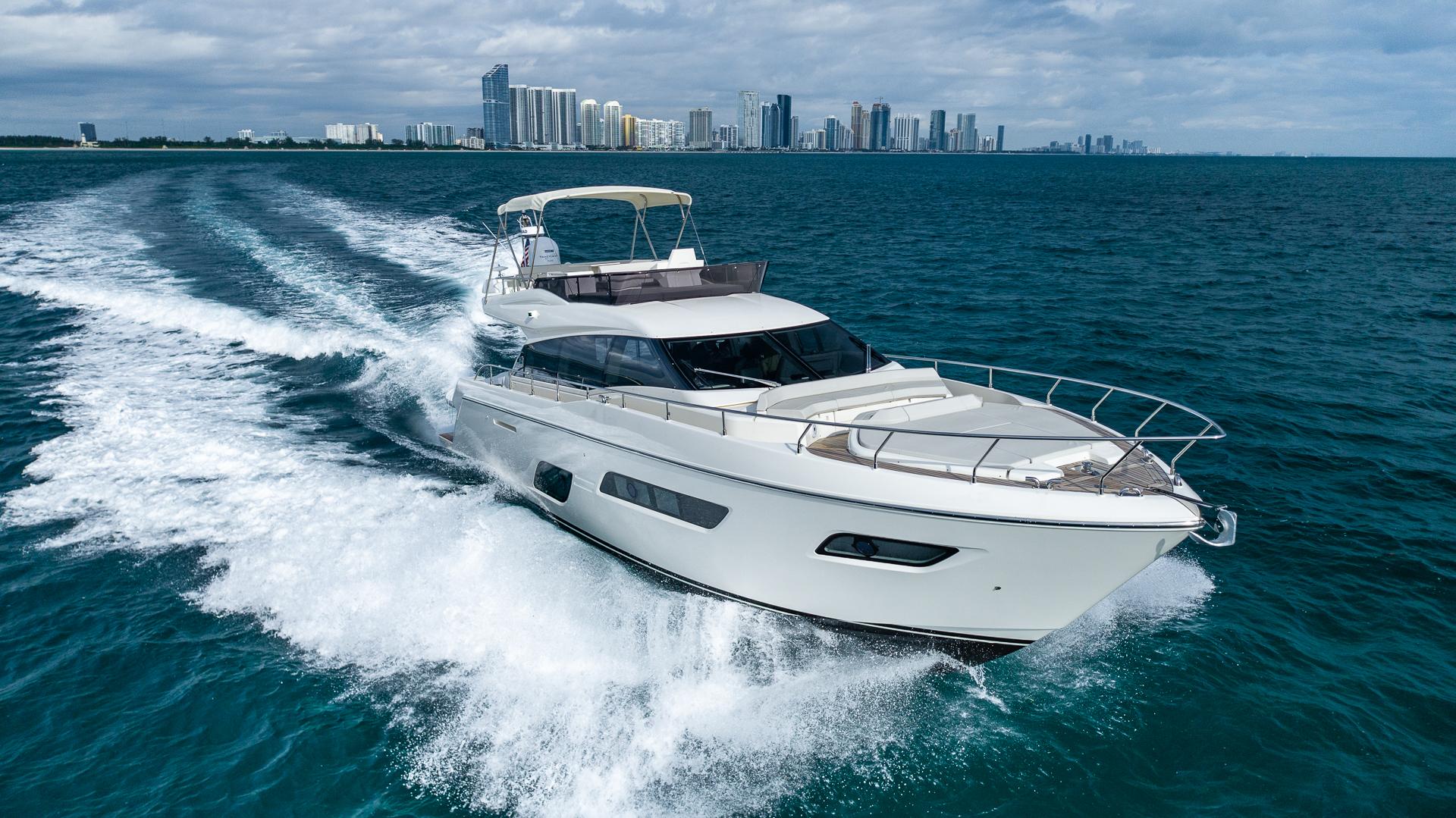 Ferretti 55 - Passeio Exclusivo BC